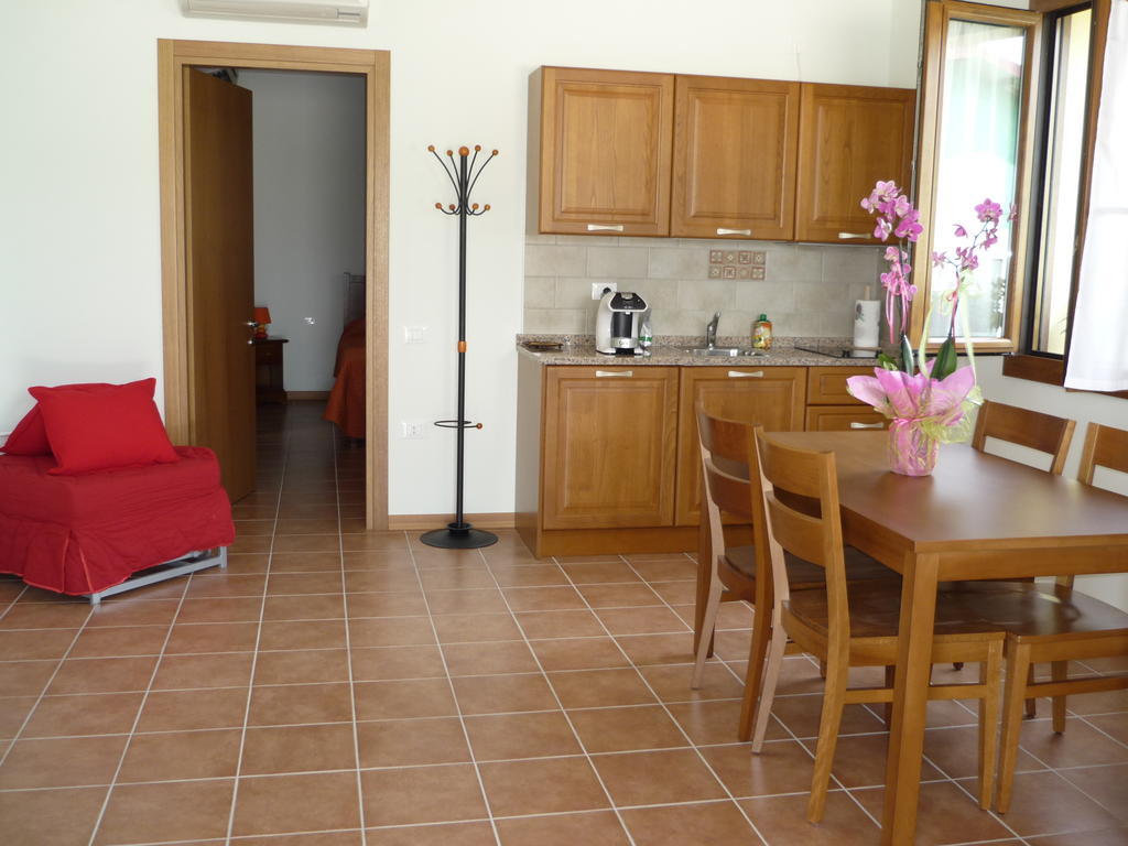 Agriturismo Ai Laghi Pocenia Rum bild