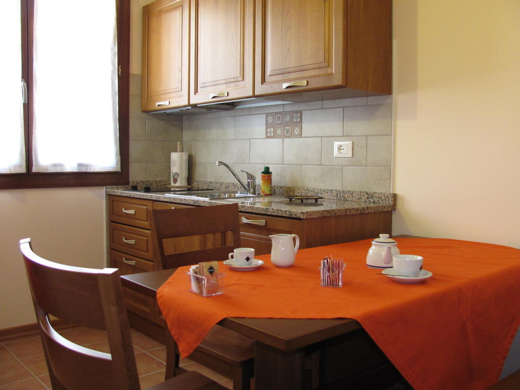 Agriturismo Ai Laghi Pocenia Rum bild